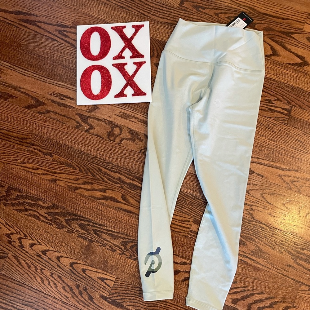 COPY - NWOT cadence peloton leggings